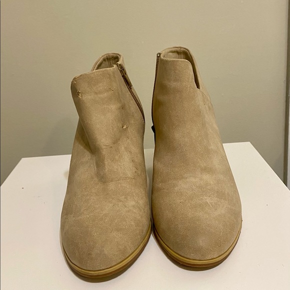 Cut-Out Block Heel Suede Booties - Picture 2 of 6